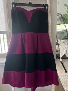 chinese dress ladies Larsa Formal Velvet And Lace Mermaid Dress main image 1